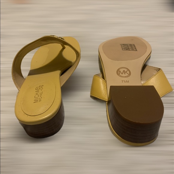 Stunning yellow/ gold MK sandals. - Picture 6 of 8